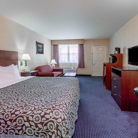 Days Inn Gun Barrel City Extérieur photo