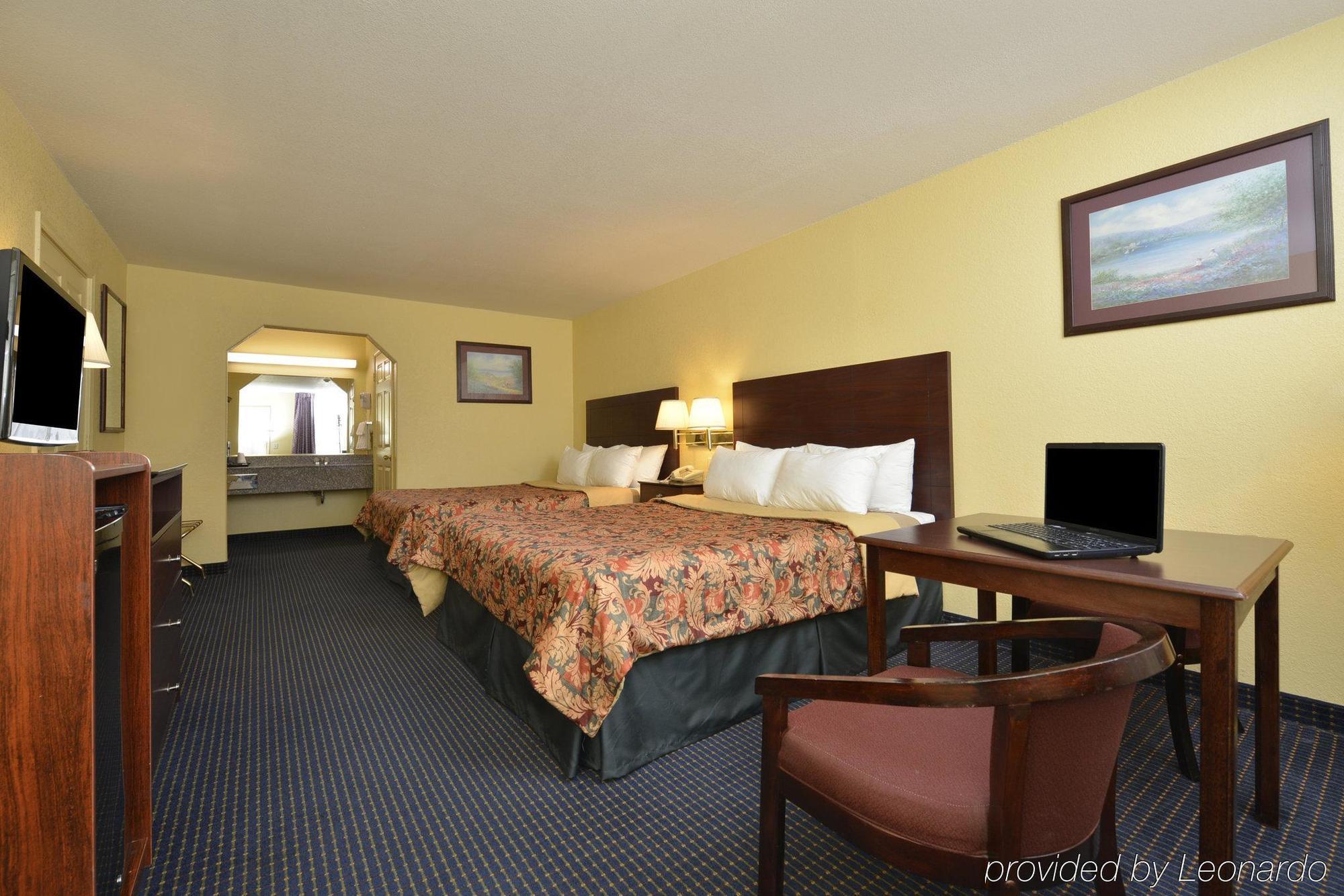 Days Inn Gun Barrel City Extérieur photo